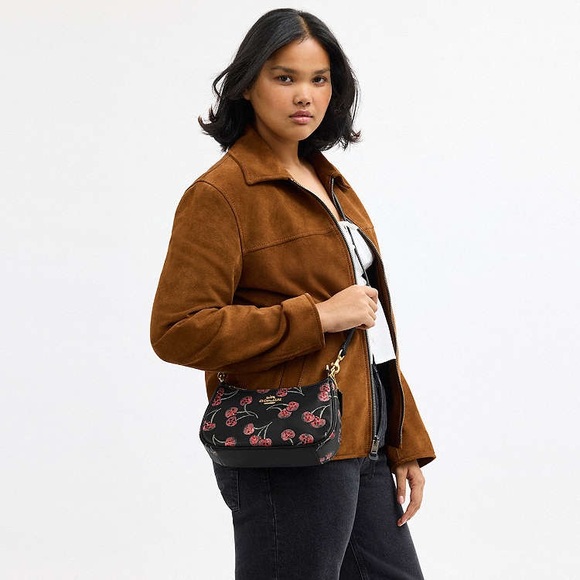 NWT Coach Teri Shoulder Bag With Cherry Print CCZ16 Gold/Black - Picture 16 of 16